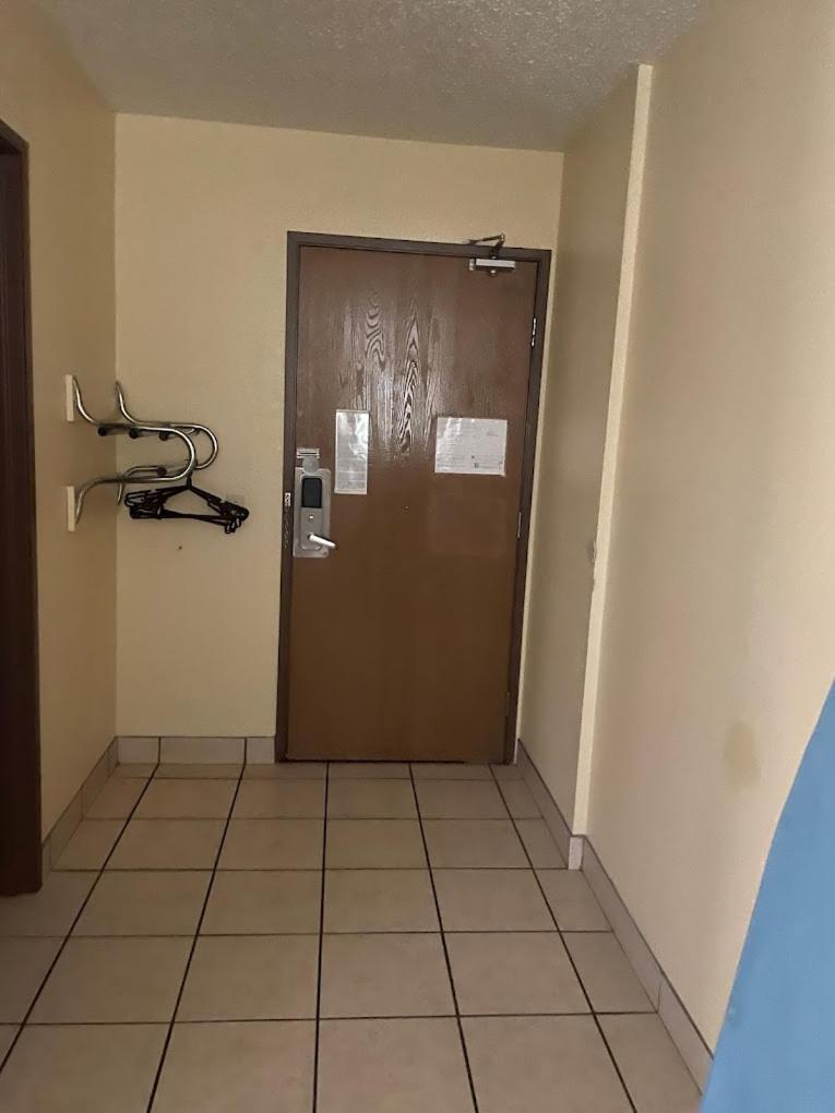 Super 8 By Wyndham Lebanon Hotel Eksteriør billede