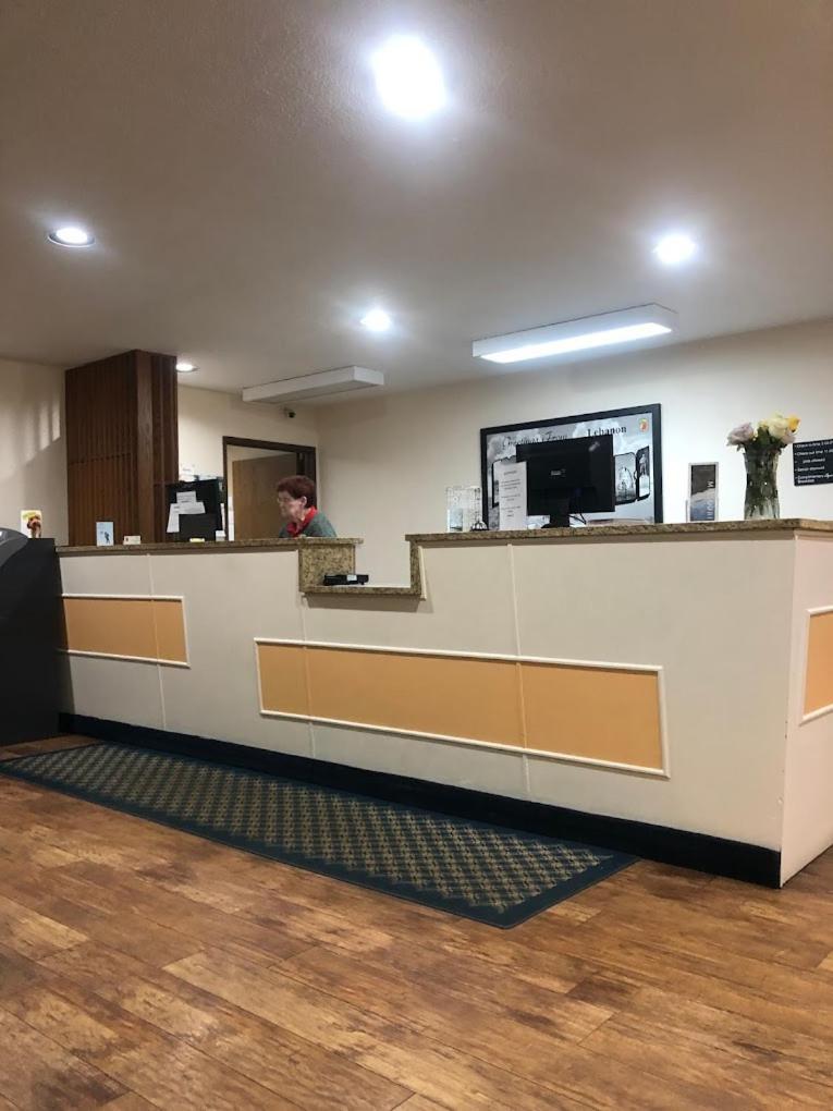 Super 8 By Wyndham Lebanon Hotel Eksteriør billede